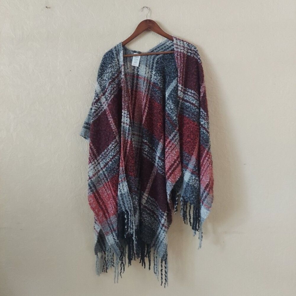 Woolrich Red Grey Plaid Soft Knit Shawl Wrap With Fringe One Size